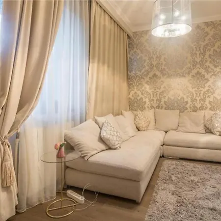 Apartment Oasis Penthouse On Calea Victoriei