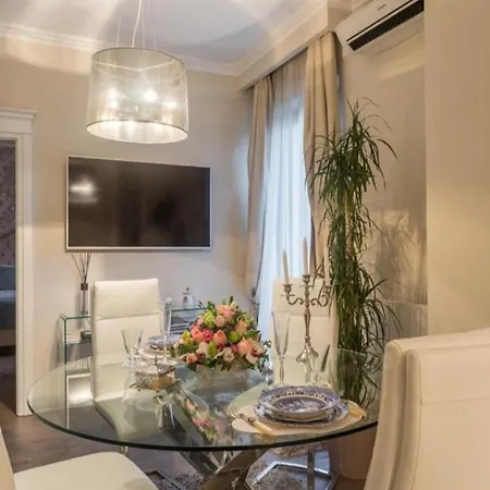 Apartment Oasis Penthouse On Calea Victoriei Bucharest