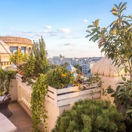 Oasis Penthouse On Calea Victoriei Apartment