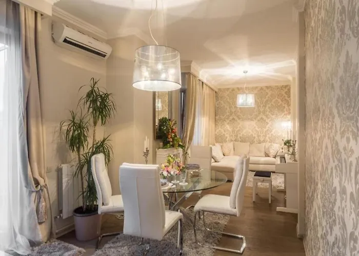 Oasis Penthouse On Calea Victoriei Apartamento