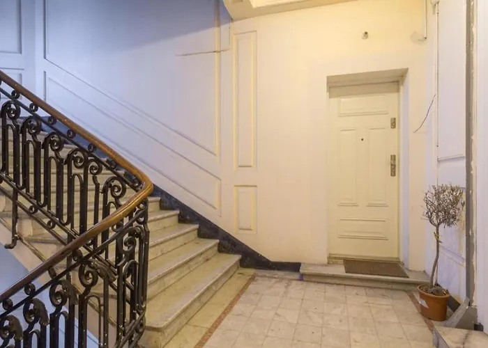 Oasis Penthouse On Calea Victoriei * Bucareste