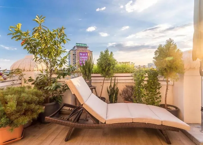 Apartment Oasis Penthouse On Calea Victoriei